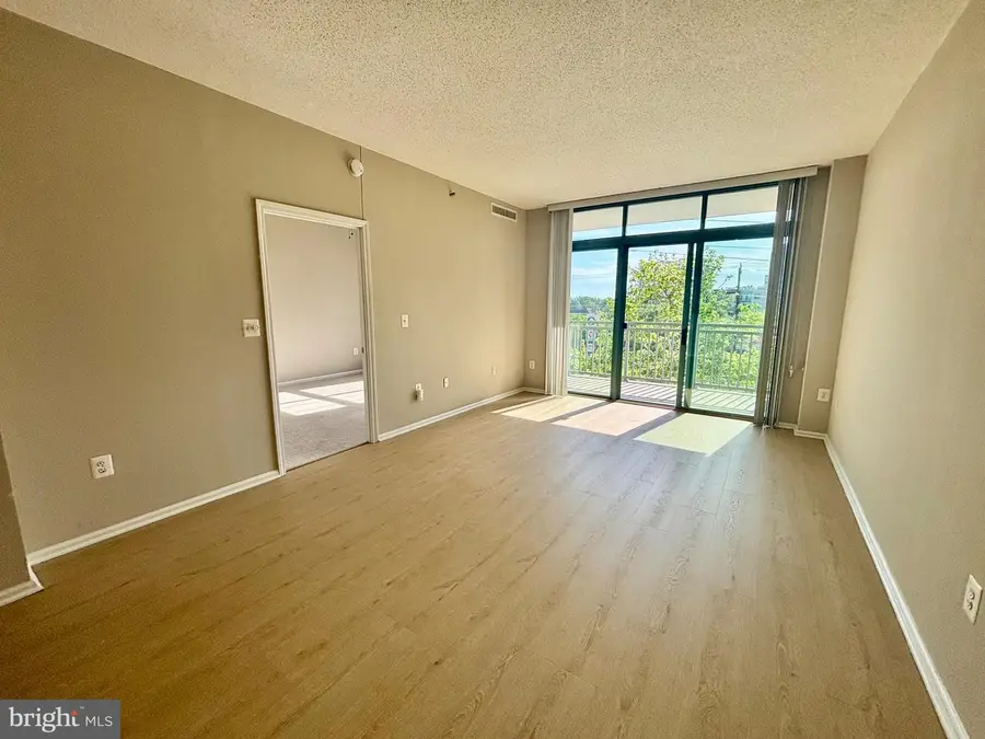 11700 Old Georgetown Rd #303, North Bethesda, MD 20852 - #3