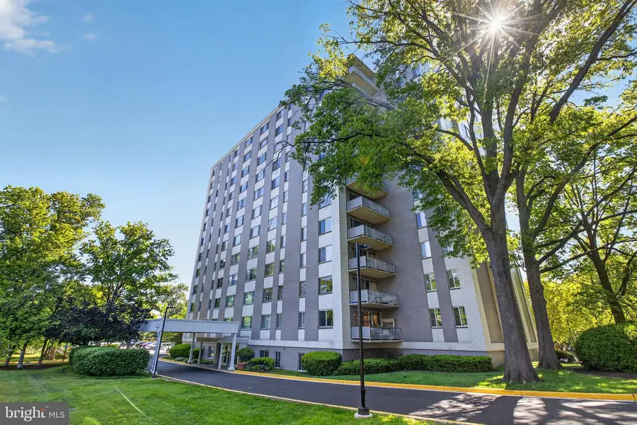 8315 N Brook Ln #2-1004, Bethesda, MD 20814 - #2