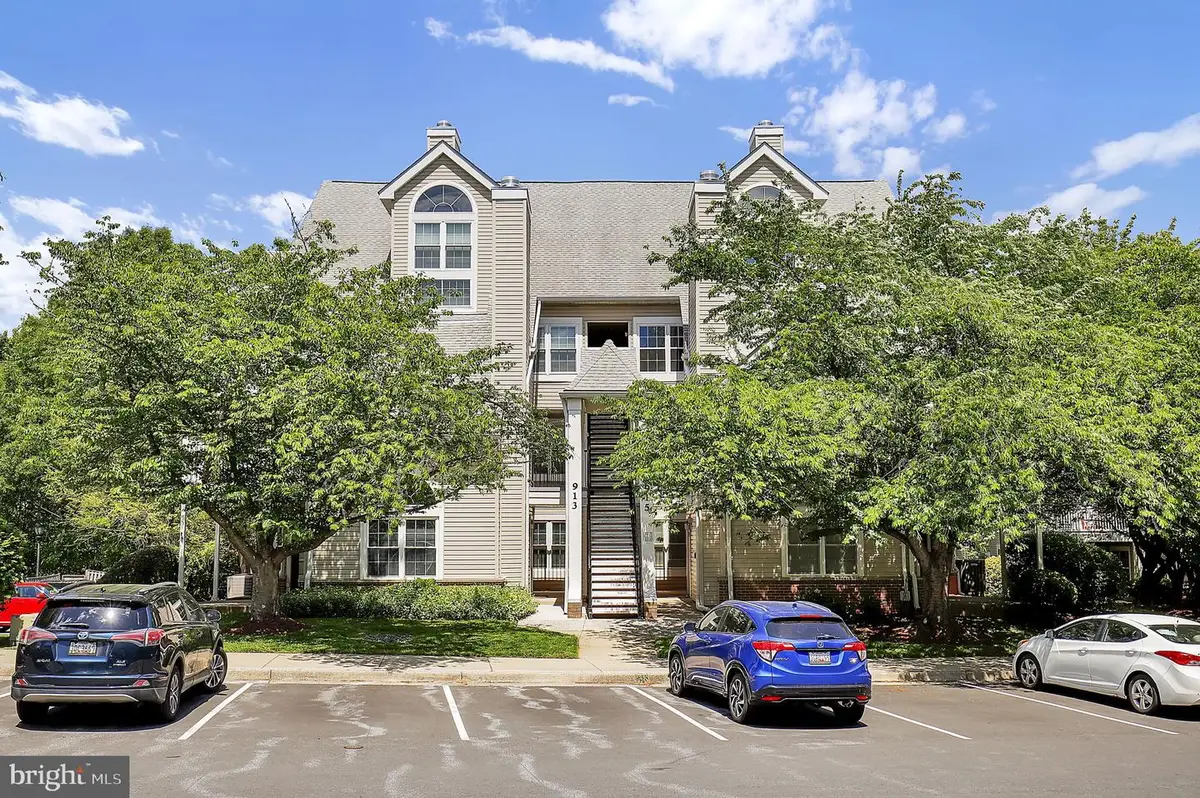 913 Hillside Lake Ter #412, Gaithersburg, MD 20878 - #1