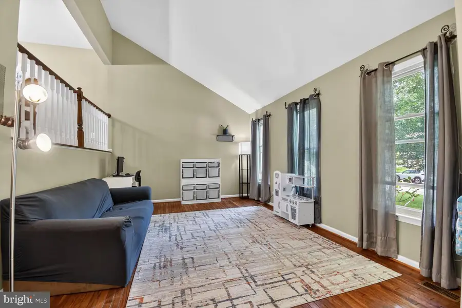 604 Somersworth Way, Silver Spring, MD 20902 - #2