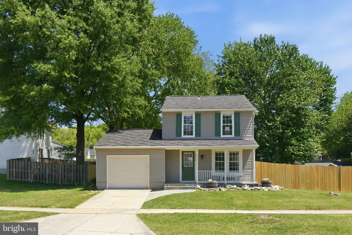 19402 Kildonan Dr, Gaithersburg, MD 20879 - #1