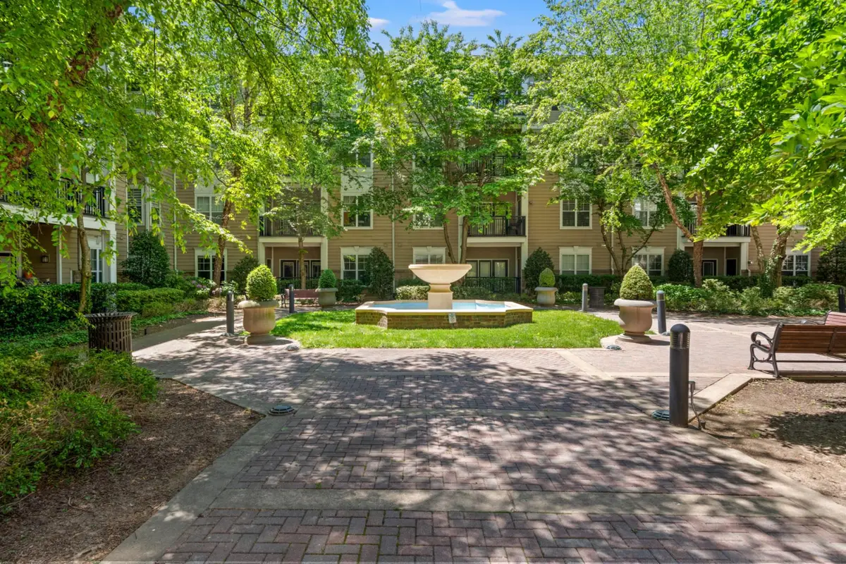 501 Hungerford Dr #154, Rockville, MD 20850 - #1