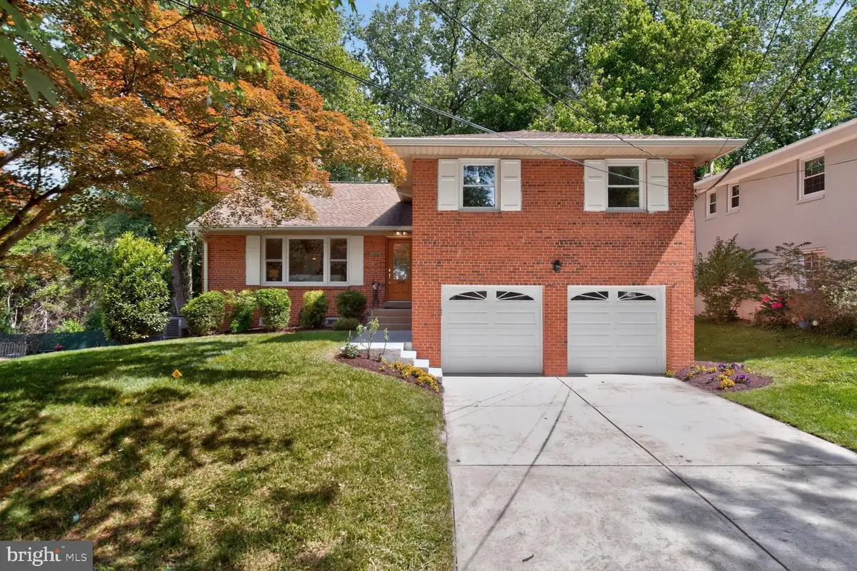 3521 Glenmoor Dr, Chevy Chase, MD 20815 - #1