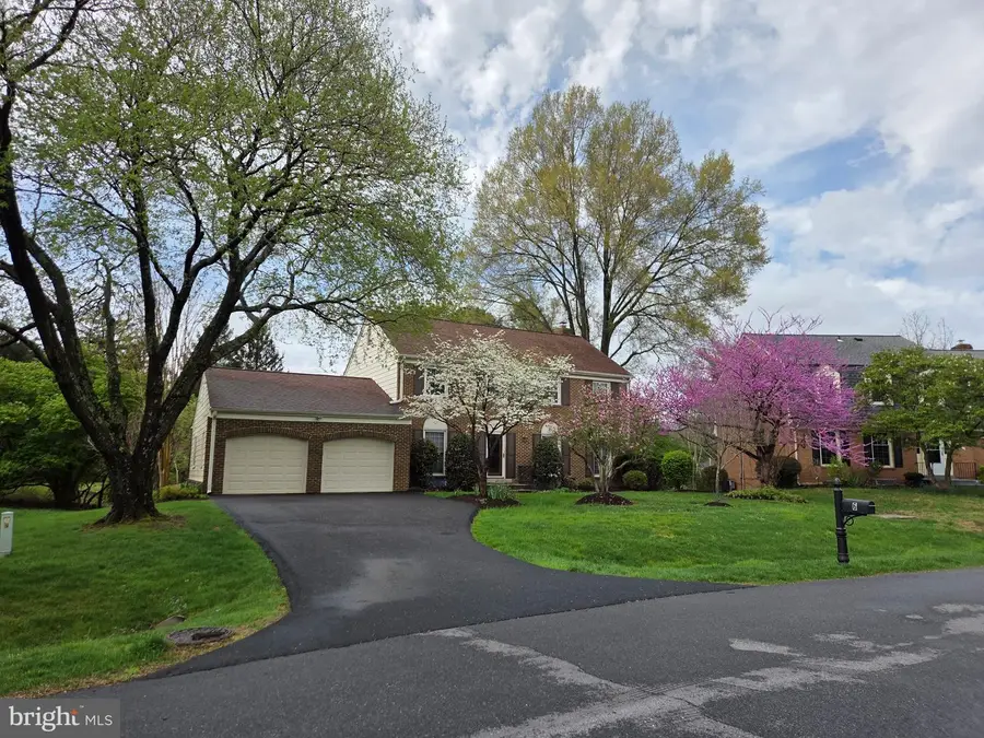 6 Buckspark Ct, Potomac, MD 20854 - #2
