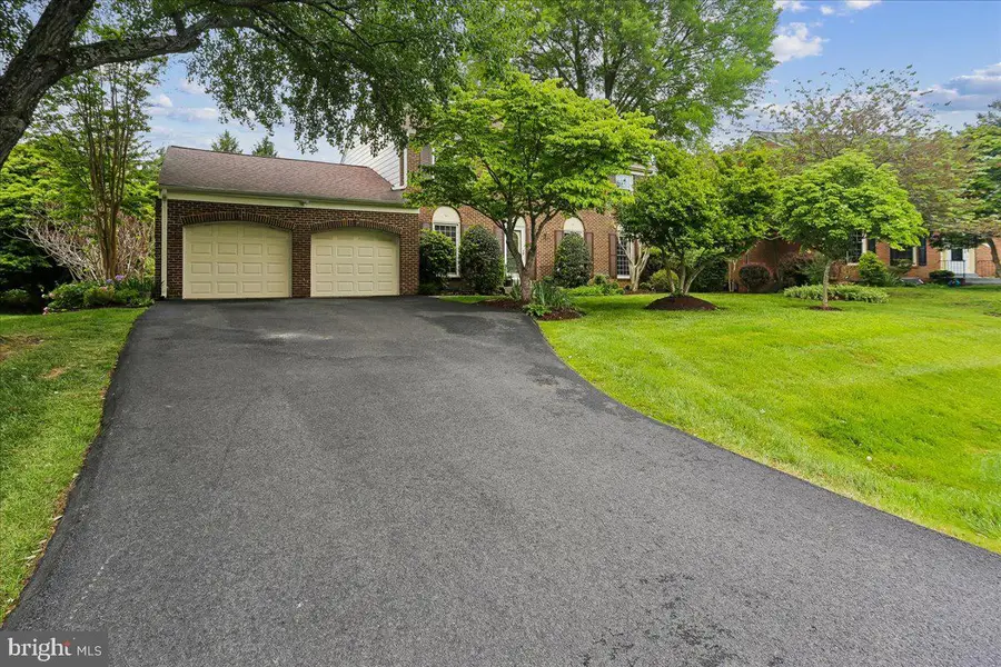 6 Buckspark Ct, Potomac, MD 20854 - #3