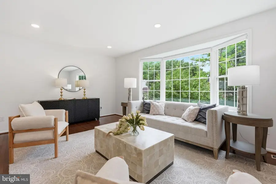 1122 Bettstrail Way, Potomac, MD 20854 - #2