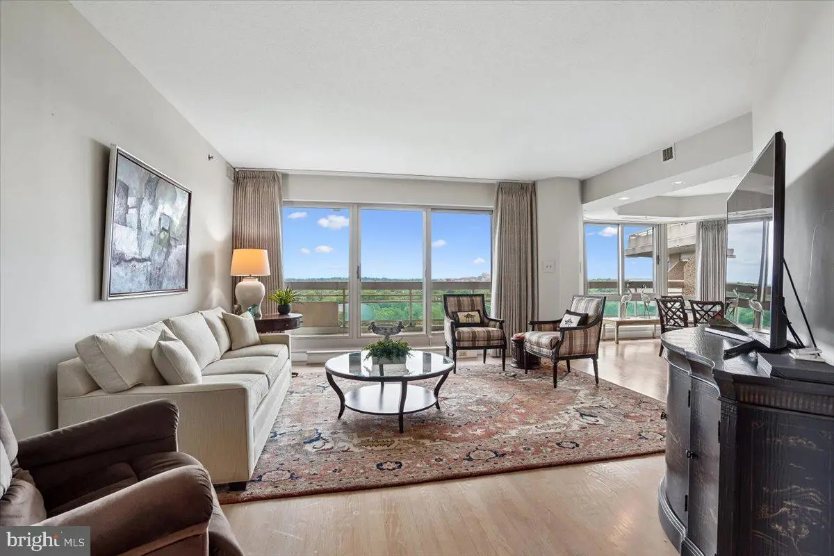 5600 Wisconsin Ave #ph18-a, Chevy Chase, MD 20815 - #1