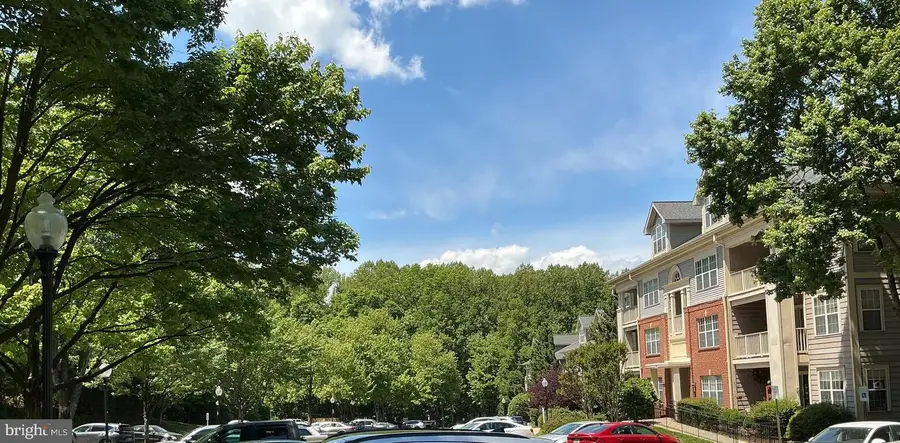 127 Timberbrook Ln #202, Gaithersburg, MD 20878 - #2