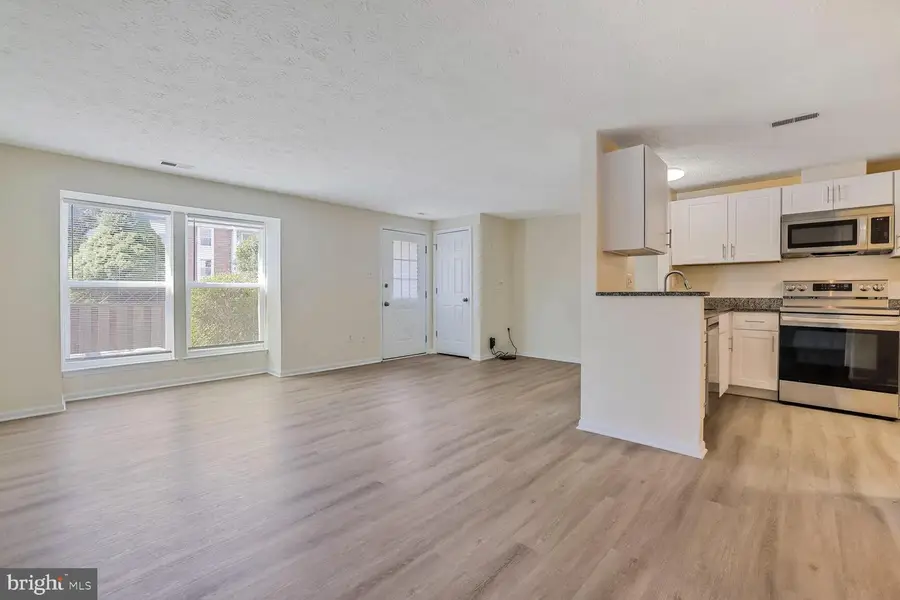 522 Palmtree Dr, Gaithersburg, MD 20878 - #2