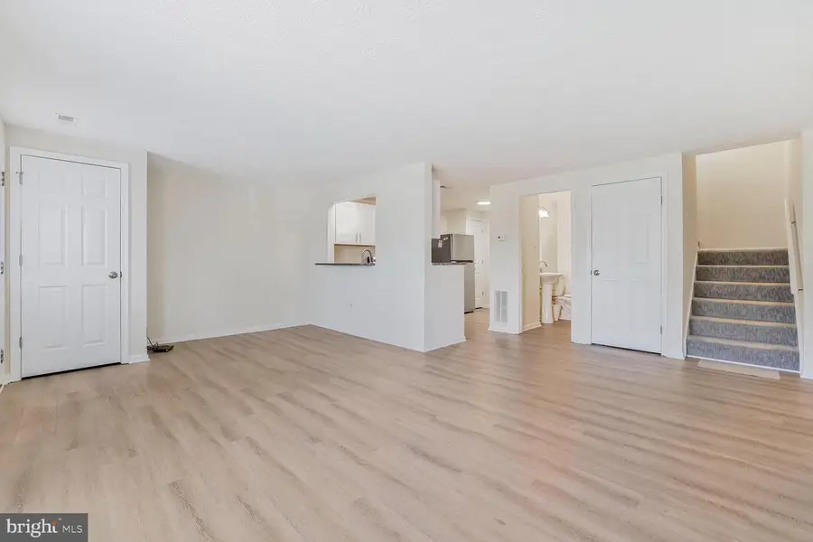 522 Palmtree Dr, Gaithersburg, MD 20878 - #3