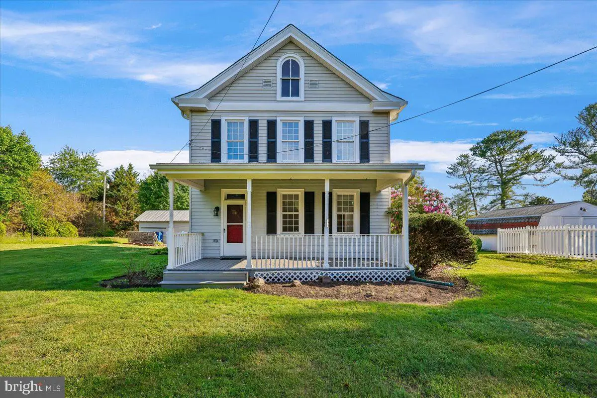 22165 Big Woods Rd, Dickerson, MD 20842 - #1