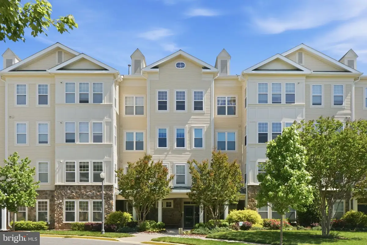 311 High Gables Dr #404, Gaithersburg, MD 20878 - #1