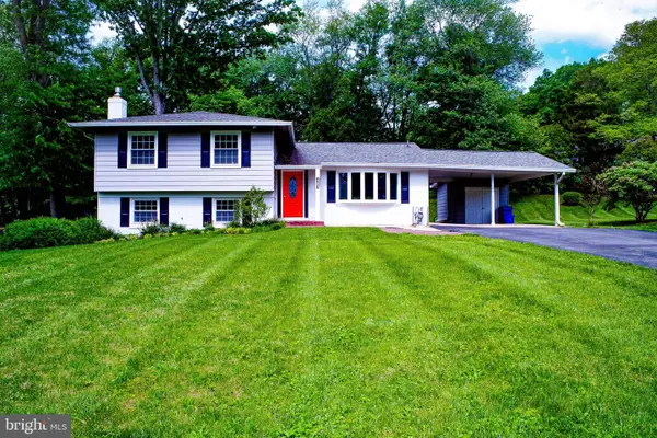17804 Park Mill Dr, DERWOOD, MD 20855