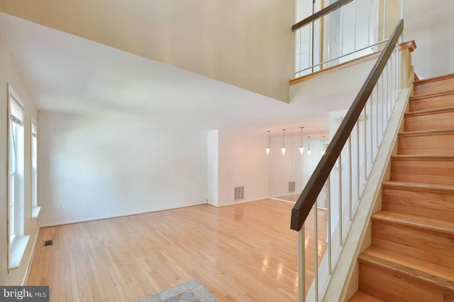 14 Cherry Bend Ct, Germantown, MD 20874 - #3