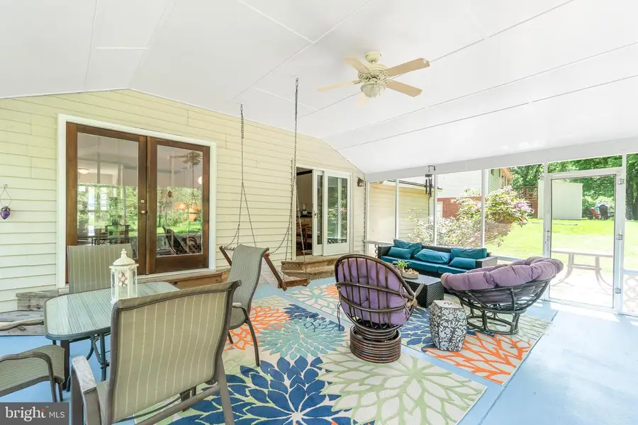 19320 Richwood Ct, Brookeville, MD 20833 - #2