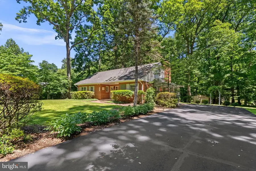 14221 Hi Wood Dr, Rockville, MD 20850 - #3