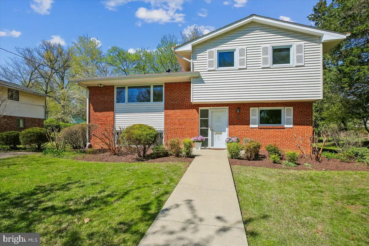 2 Lorre Ct, Rockville, MD 20852 - #1
