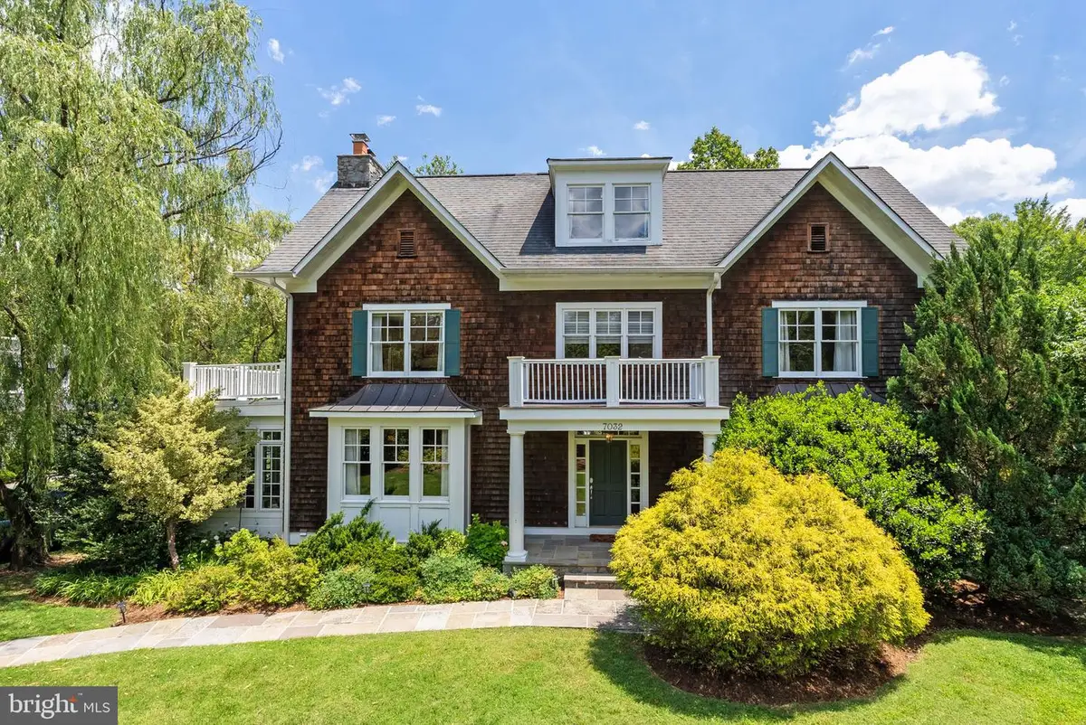 7032 Wilson Ln, Bethesda, MD 20817 - #1