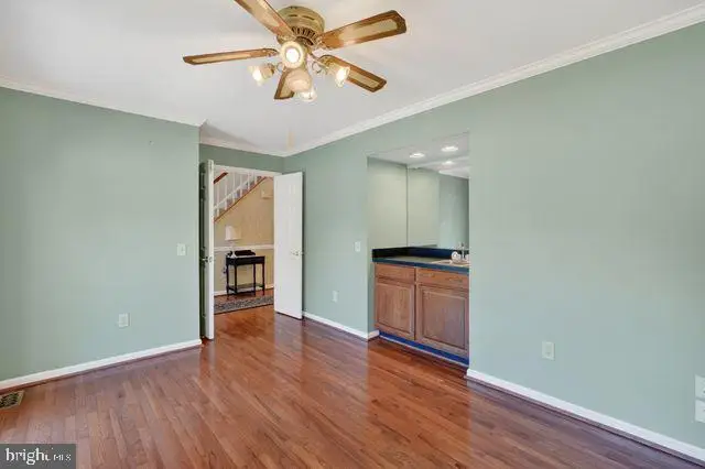 19804 Sovereign Ct, Germantown, MD 20876 - #2