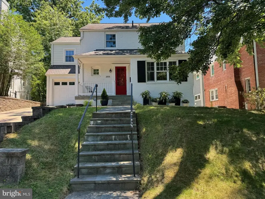 2108 Ross Rd, Silver Spring, MD 20910 - #2