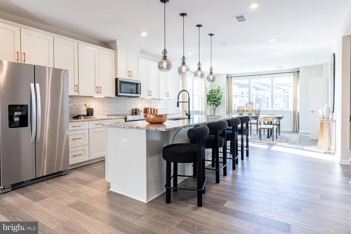93 Central Ave, Gaithersburg, MD 20877 - #1