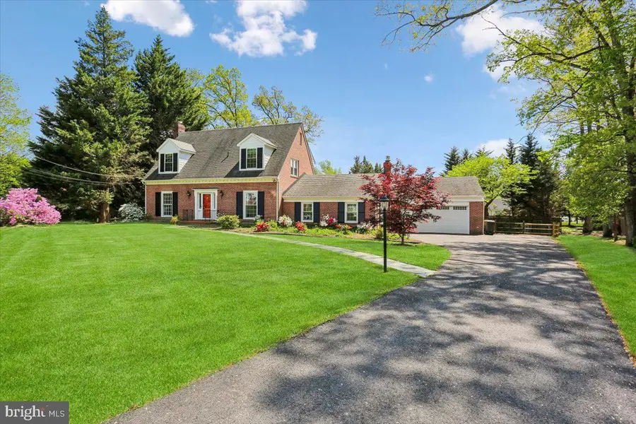 4004 Manor Park Ct, Rockville, MD 20853 - #2