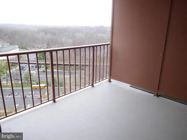 10101 Grosvenor Pl #1613, ROCKVILLE, MD 20852