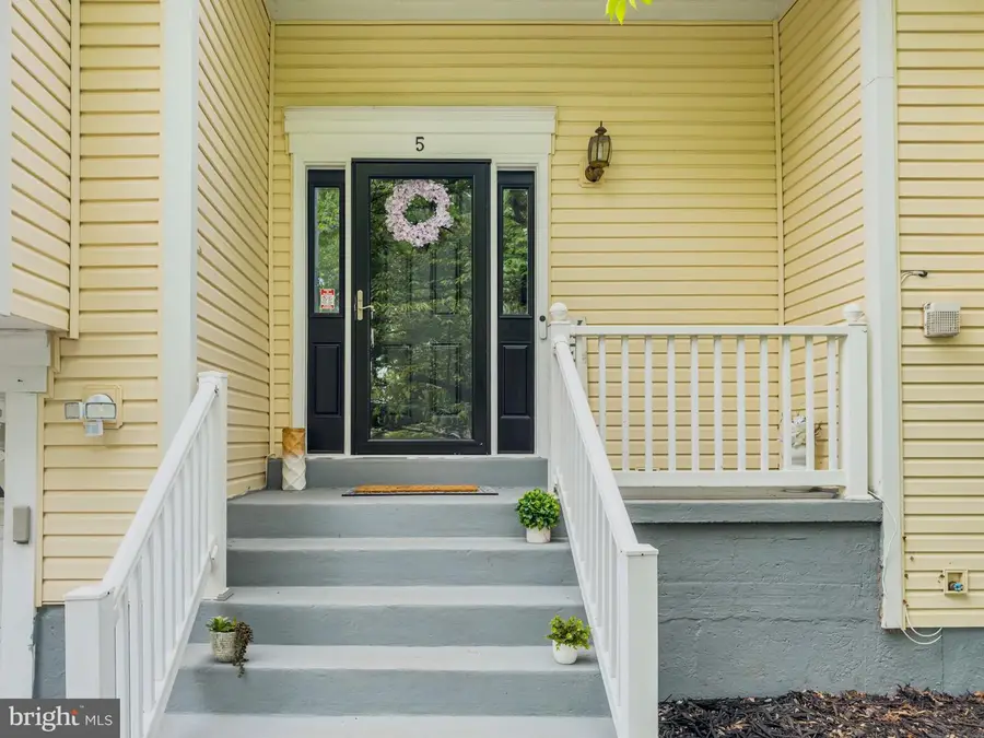 5 Tripoley Ct, Gaithersburg, MD 20878 - #3