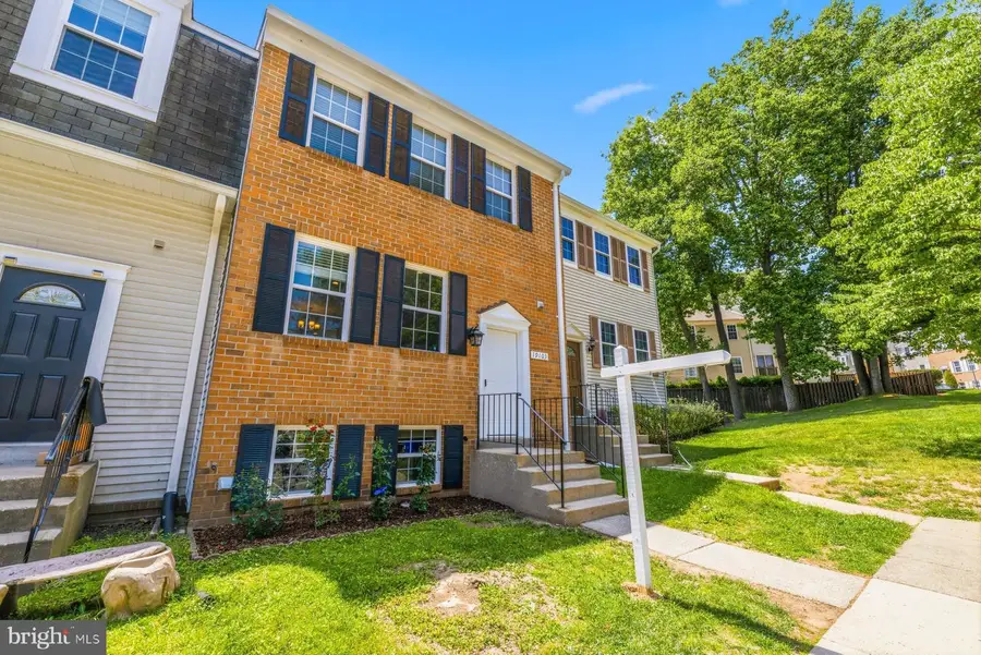 19103 Grotto Ln, Germantown, MD 20874 - #3