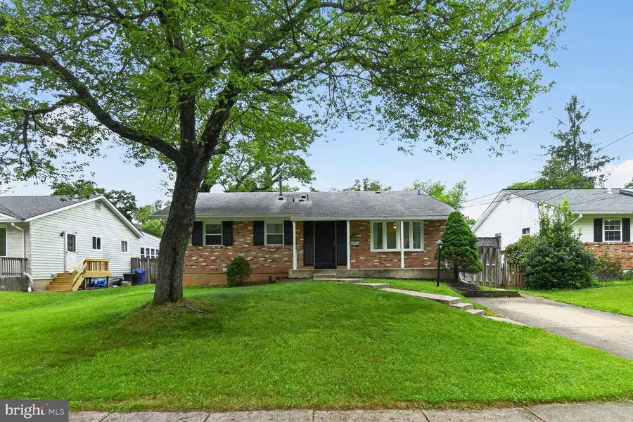 13105 Dauphine St, Silver Spring, MD 20906 - #2