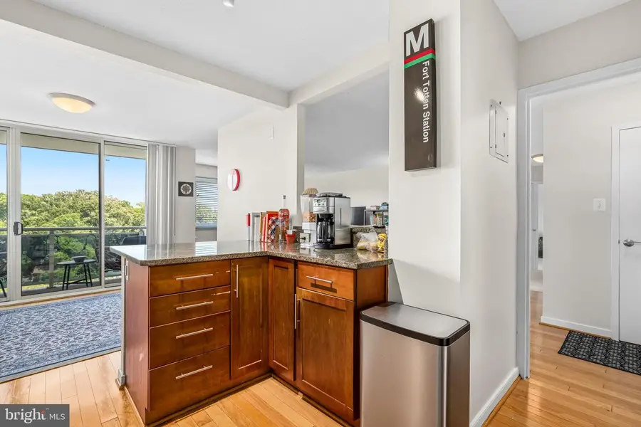 7333 New Hampshire Ave #1106, Takoma Park, MD 20912 - #3