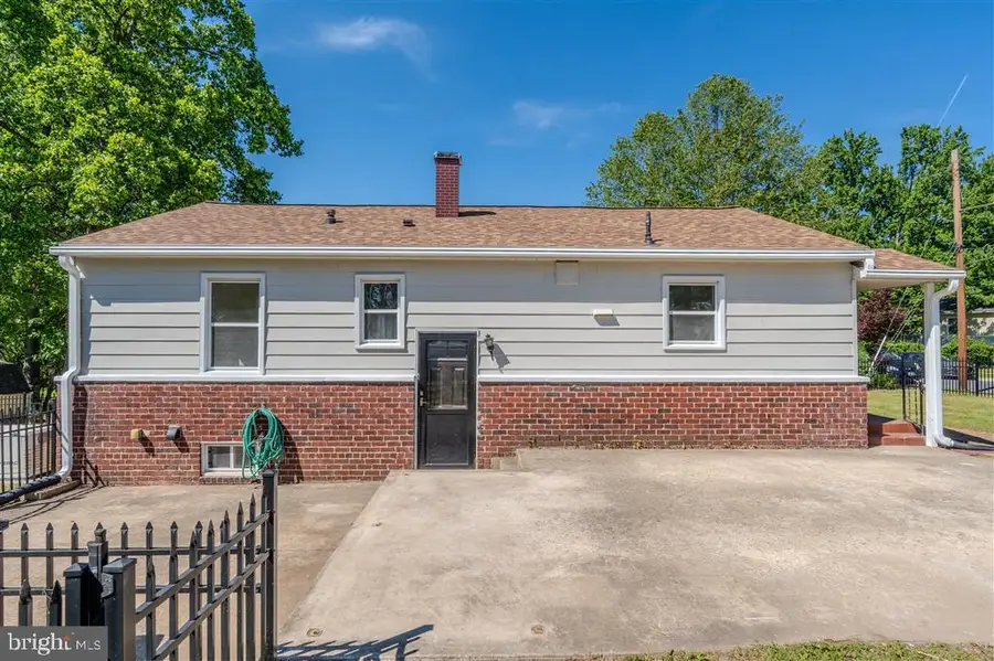 12324 Centerhill St, Silver Spring, MD 20902 - #2