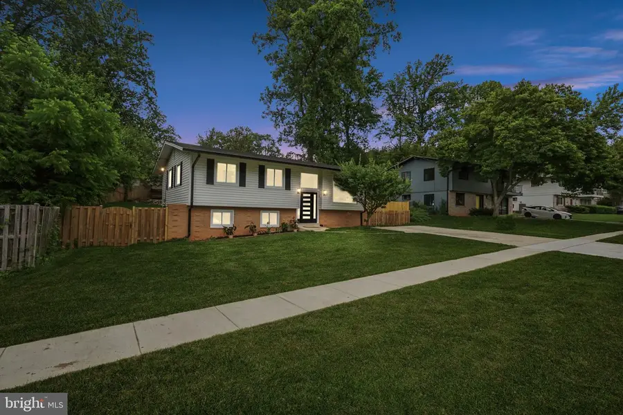 13710 Arctic Ave, Rockville, MD 20853 - #3
