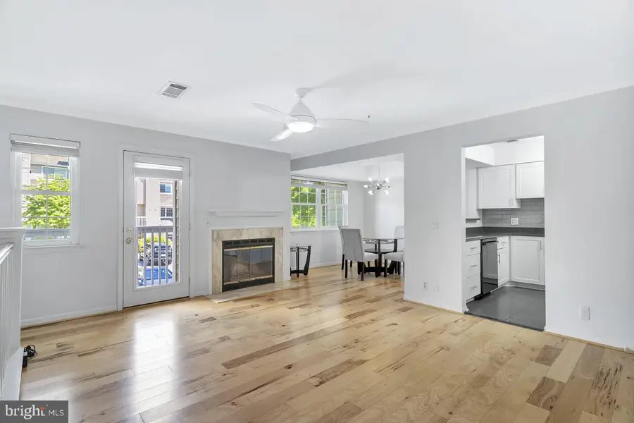 5716 Chapman Mill Dr #150, Rockville, MD 20852 - #2