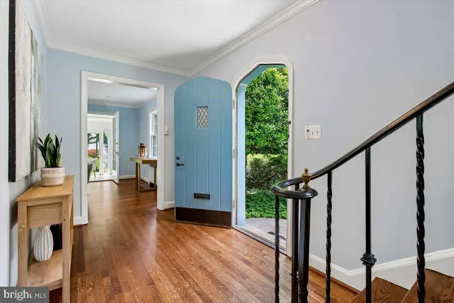 7505 Glendale Rd, Chevy Chase, MD 20815 - #2