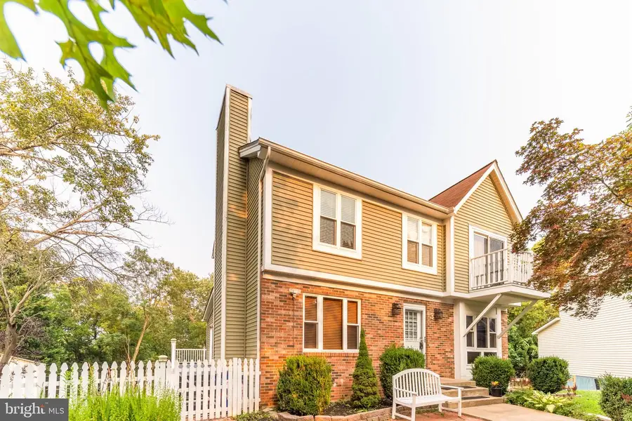 3 Mcfarlin Ct, Germantown, MD 20874 - #3