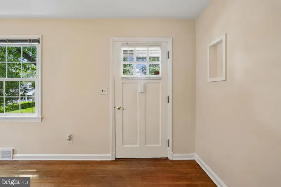3505 Murdock Rd, Kensington, MD 20895 - #3