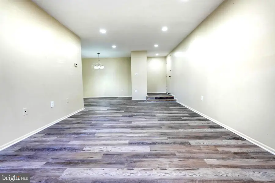 415 Christopher Avenue #11, Gaithersburg, MD 20879 - #3