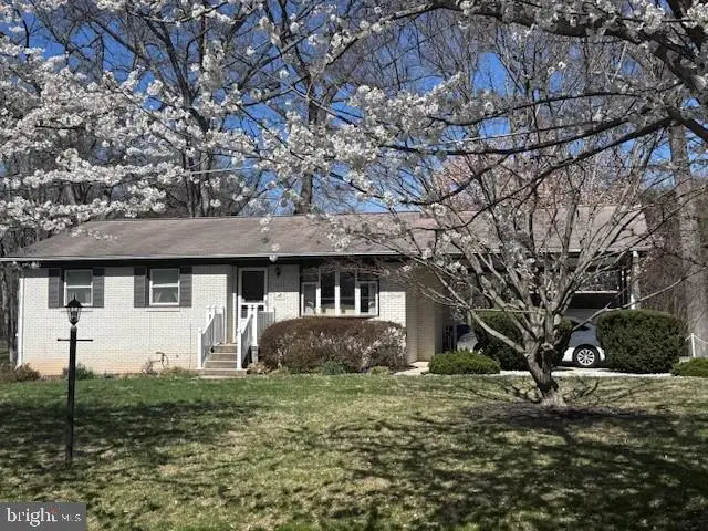 11809 Longdraft Ct, Gaithersburg, MD 20878 - #1
