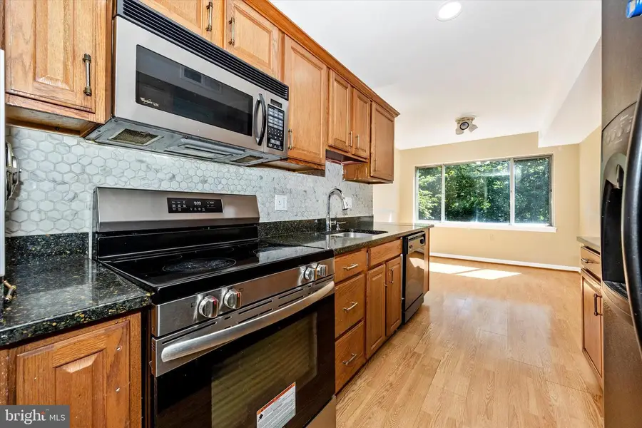 460 Girard St #204, Gaithersburg, MD 20877 - #3