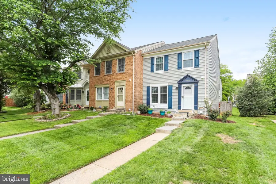 18820 Sky Blue Cir, Germantown, MD 20874 - #2