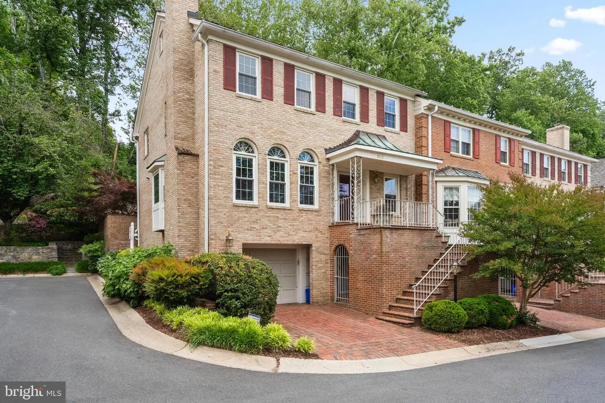 8015 Quarry Ridge Way, Bethesda, MD 20817 - #1