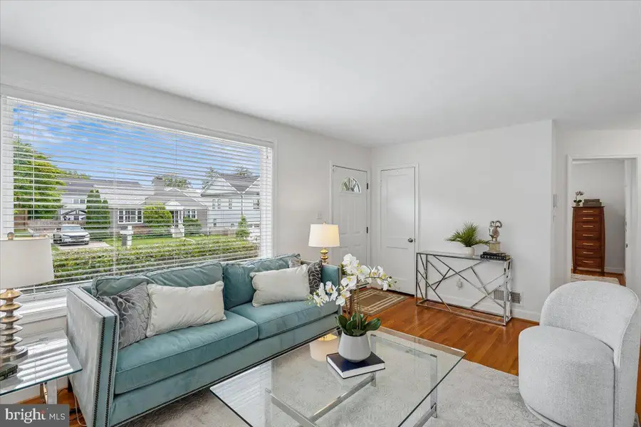 4909 Bangor Dr, Kensington, MD 20895 - #2