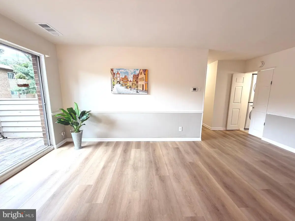 19425 Brassie Pl, Gaithersburg, MD 20879 - #1