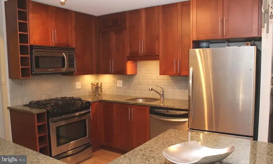 7333 New Hampshire Ave #420w, Takoma Park, MD 20912 - #3
