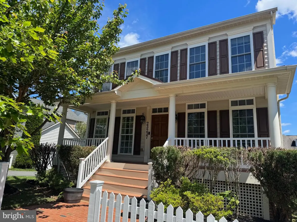 23237 Robin Song Dr, Clarksburg, MD 20871 - #1