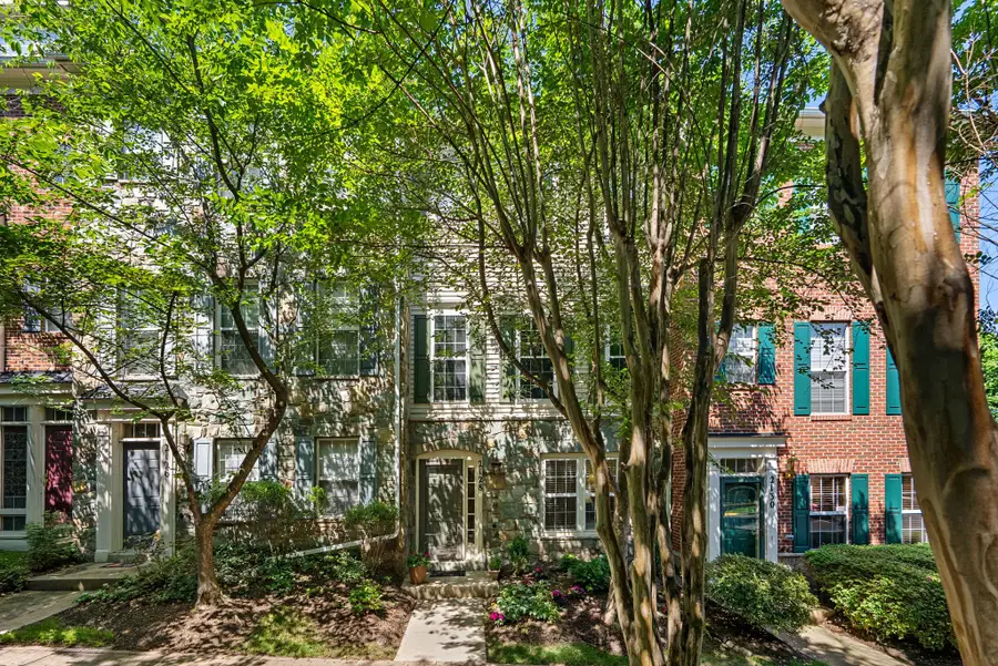 2128 Darcy Green Pl, Silver Spring, MD 20910 - #2