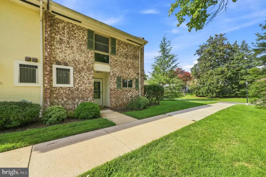 3565 S Leisure World Blvd #21-k, Silver Spring, MD 20906 - #2
