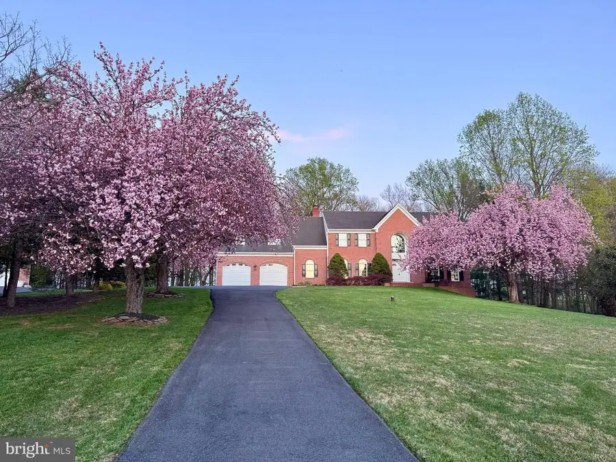 18117 Hayloft Dr, Derwood, MD 20855 - #2