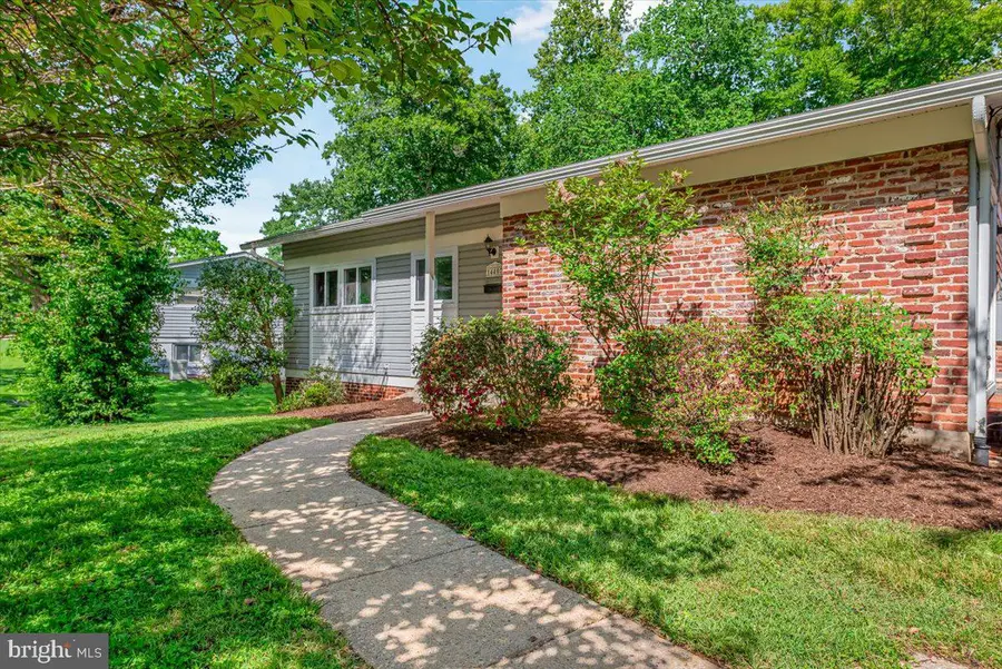 14407 Briarwood Ter, Rockville, MD 20853 - #2